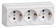 Розетка 3 местная с заземляющим контактом открытой установки 