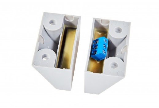 Извещатель охранный точечный магнитоконтактный с клеммной колодкой КомплектСтройСервис ИО 102-20 Б2П В (3 контакта)