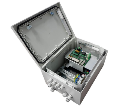 Сетевой коммутатор TFortis PSW-2G6F+Box