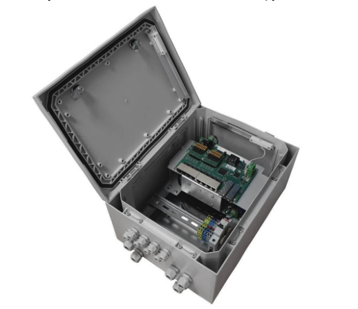 Сетевой коммутатор TFortis PSW-2G8F+Box