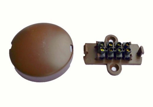 Коробка коммутационная КомплектСтройСервис УК-2П с винтовым клеммником на 4 контакта, евродизайн (коричневый)