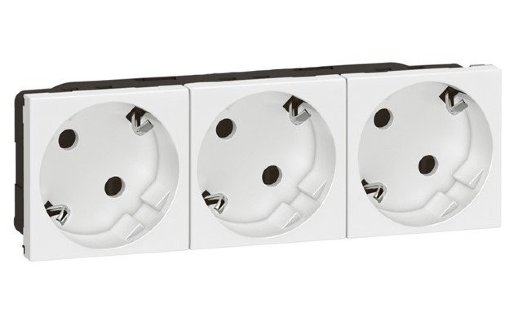 Тройной блок розеток Simply Connect Тройной блок розеток 2к+3, 135х45 мм, белый (147106 WT)