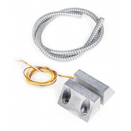 Извещатель охранный точечный магнитоконтактный, кабель в металлорукаве КомплектСтройСервис ИО 102-20 Б3М (3)